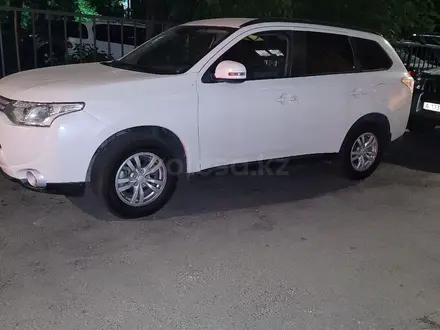 Mitsubishi Outlander 2013 года за 6 000 000 тг. в Алматы