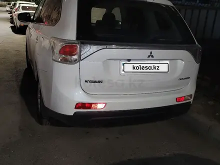 Mitsubishi Outlander 2013 года за 6 000 000 тг. в Алматы – фото 4