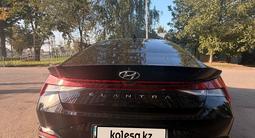 Hyundai Elantra 2021 года за 7 300 000 тг. в Алматы – фото 5