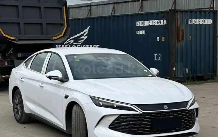 BYD Qin L DM-i Leading 2025 года за 10 500 000 тг. в Алматы
