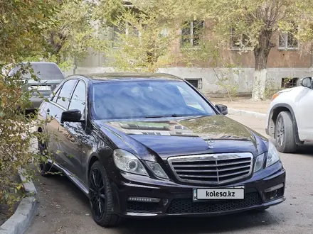 Mercedes-Benz E 250 2009 года за 10 000 000 тг. в Караганда