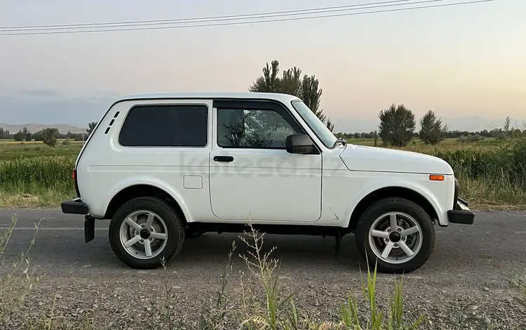 ВАЗ (Lada) Lada 2121 2019 года за 3 000 000 тг. в Тараз