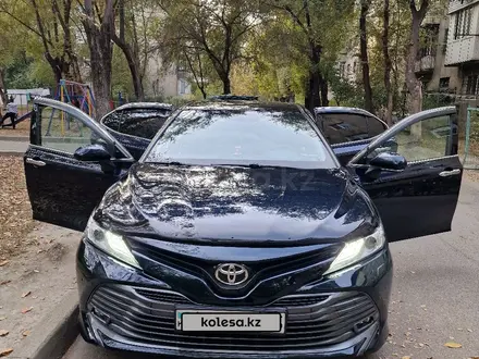 Toyota Camry 2018 года за 15 000 000 тг. в Алматы – фото 7