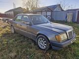 Mercedes-Benz E 220 1993 годаүшін1 000 000 тг. в Экибастуз