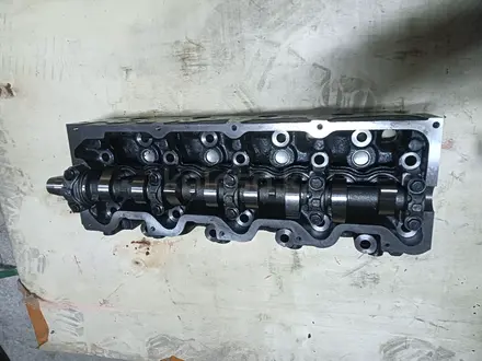 Головка цилиндра 2L-T Toyota в сборе за 1 000 тг. в Алматы