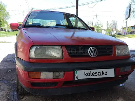 Volkswagen Vento 1993 года за 650 000 тг. в Шымкент – фото 5