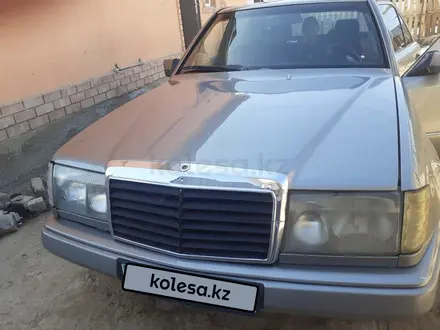 Mercedes-Benz E 260 1992 года за 1 400 000 тг. в Кызылорда – фото 4