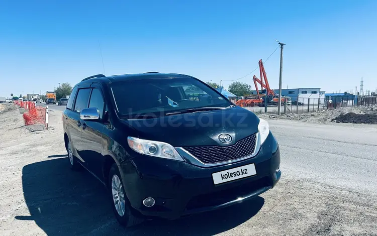 Toyota Sienna 2010 года за 10 000 000 тг. в Атырау