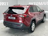 Toyota RAV4 2020 года за 13 150 000 тг. в Атырау – фото 4