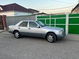 Mercedes-Benz E 230 1991 годаүшін850 000 тг. в Жетысай – фото 2