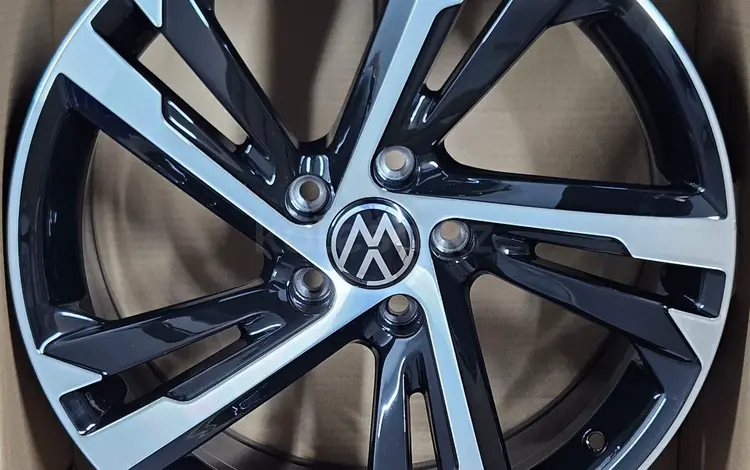 Новые диски на Volkswagen R18 5*112 j8.0 ET35 DIA57.1 за 350 000 тг. в Алматы
