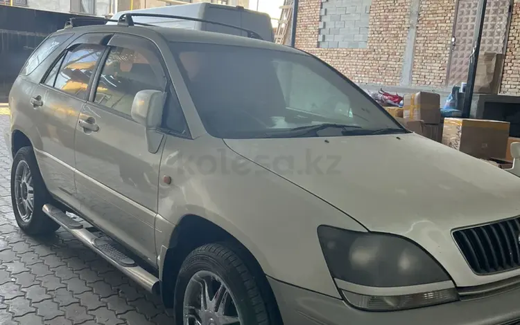 Toyota Harrier 1998 годаүшін4 200 000 тг. в Алматы