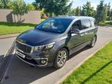 Kia Carnival 2017 года за 12 000 000 тг. в Алматы