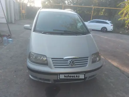 Volkswagen Sharan 2001 года за 2 750 000 тг. в Уральск – фото 13