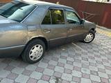 Mercedes-Benz E 200 1991 годаүшін900 000 тг. в Алматы – фото 4