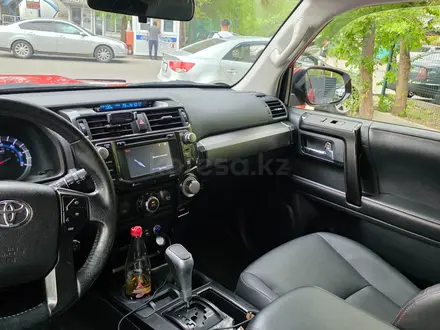 Toyota 4Runner 2014 года за 17 300 000 тг. в Алматы – фото 18
