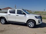 Toyota Hilux 2021 года за 19 000 000 тг. в Атырау – фото 3