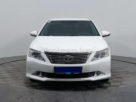 Toyota Camry 2013 года за 7 890 000 тг. в Астана – фото 2