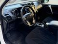 Toyota Land Cruiser Prado 2015 года за 17 200 000 тг. в Актобе – фото 13