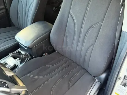 Toyota Land Cruiser Prado 2015 года за 17 200 000 тг. в Актобе – фото 14