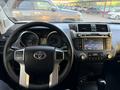 Toyota Land Cruiser Prado 2015 года за 17 200 000 тг. в Актобе – фото 17