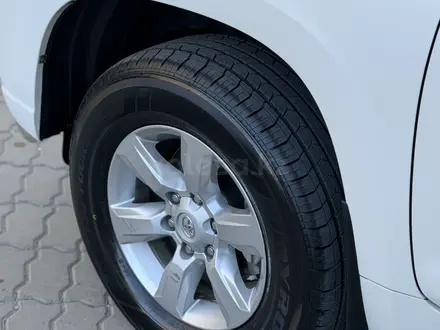 Toyota Land Cruiser Prado 2015 года за 17 200 000 тг. в Актобе – фото 9