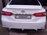 Toyota Camry 2017 годаfor11 500 000 тг. в Шымкент – фото 3