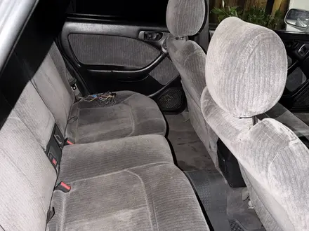 Subaru Legacy 1997 года за 2 000 000 тг. в Алматы – фото 9