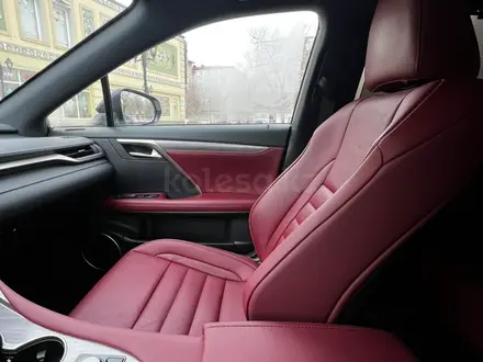 Lexus RX 200t 2018 года за 28 000 000 тг. в Актобе – фото 4
