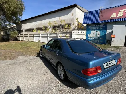 Mercedes-Benz E 230 1997 года за 2 700 000 тг. в Уштобе – фото 5