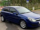 Opel Astra 2004 года за 2 850 000 тг. в Караганда – фото 2