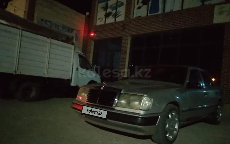 Mercedes-Benz E 230 1988 года за 550 000 тг. в Шымкент