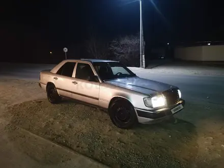 Mercedes-Benz E 230 1988 года за 550 000 тг. в Шымкент – фото 9