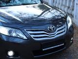 Toyota Camry 2011 года за 7 000 000 тг. в Туркестан – фото 2