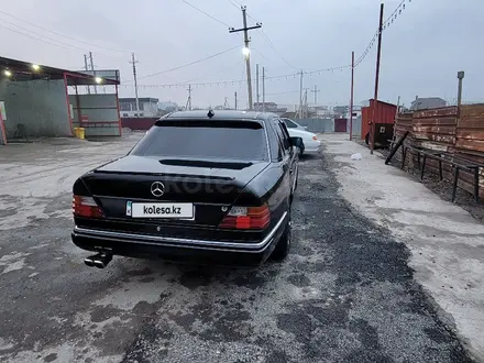 Mercedes-Benz E 200 1992 года за 1 350 000 тг. в Туркестан – фото 8