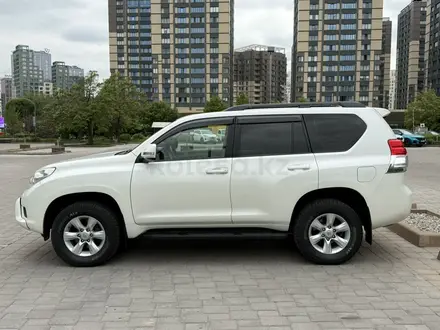 Toyota Land Cruiser Prado 2012 года за 22 500 000 тг. в Алматы – фото 3