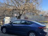 Hyundai Elantra 2018 года за 7 000 000 тг. в Алматы – фото 2