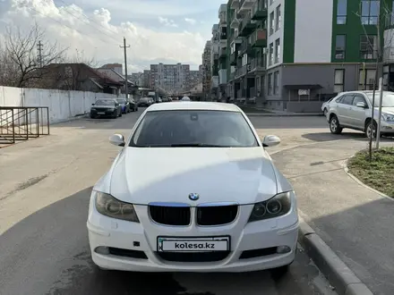 BMW 320 2008 года за 3 200 000 тг. в Алматы – фото 9
