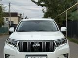 Toyota Land Cruiser Prado 2023 года за 26 190 000 тг. в Алматы – фото 4