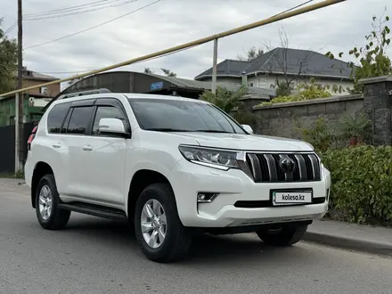 Toyota Land Cruiser Prado 2023 года за 26 190 000 тг. в Алматы