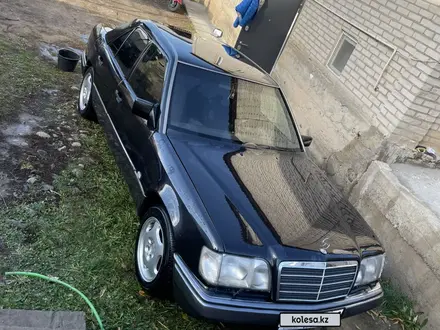 Mercedes-Benz E 280 1994 года за 2 450 000 тг. в Астана – фото 16