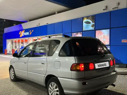 Toyota Picnic 1998 года за 3 700 000 тг. в Караганда – фото 2