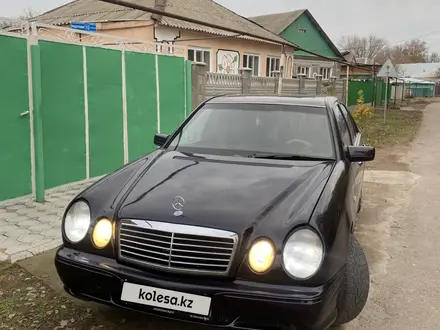 Mercedes-Benz E 320 1996 года за 2 968 590 тг. в Тараз – фото 6