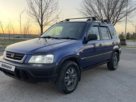 Honda CR-V 1996 года за 3 550 000 тг. в Алматы – фото 2