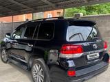 Toyota Land Cruiser 2018 года за 40 000 000 тг. в Алматы – фото 3