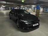 Toyota Camry 2023 годаfor16 690 000 тг. в Павлодар – фото 3