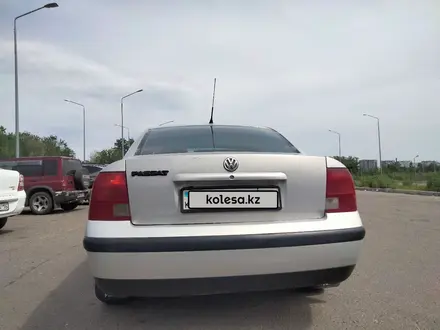Volkswagen Passat 1999 годаүшін2 000 000 тг. в Усть-Каменогорск – фото 13