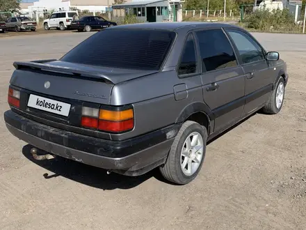 Volkswagen Passat 1991 года за 1 300 000 тг. в Караганда – фото 4