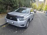 Toyota Highlander 2008 года за 8 200 000 тг. в Алматы