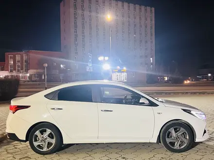 Hyundai Accent 2020 года за 7 500 000 тг. в Усть-Каменогорск – фото 5